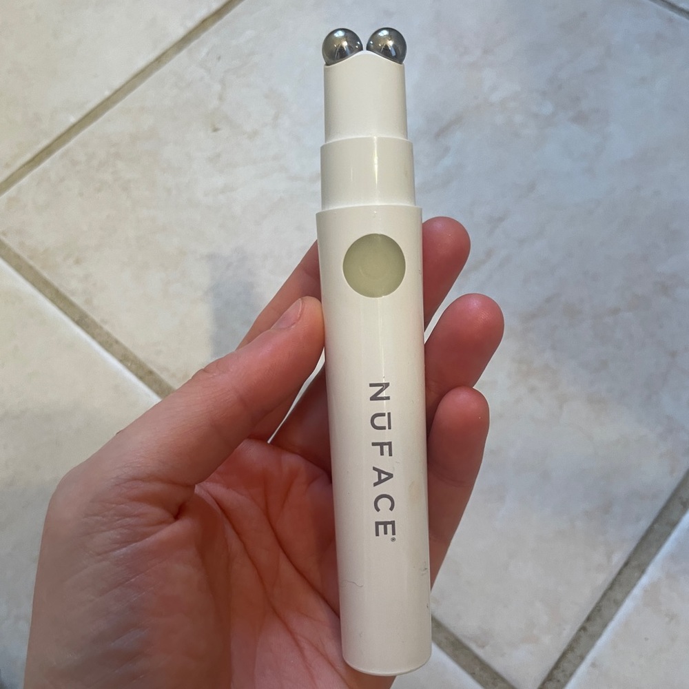 NuFACE Fix device